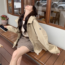 欧货高端大牌撤柜尾单2024秋季时尚个性长袖外套宽松拉链连帽风衣，女装风衣，天使之佳话