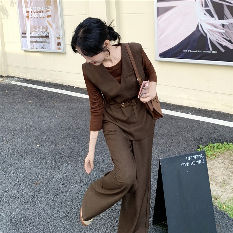 高级轻熟风穿搭咖色马甲套装女2025春秋超火好看阔腿裤气质三件套,女装套装/套裙,蝶眷