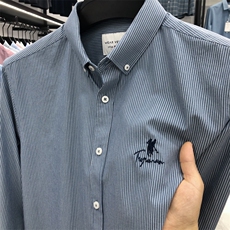 绿色