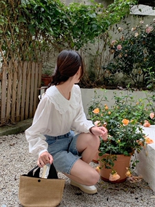 甜美双层花边娃娃领衬衫图片