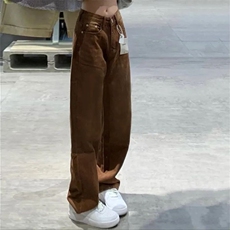 咖啡色