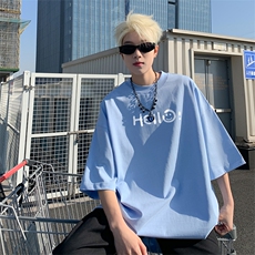 浅蓝色