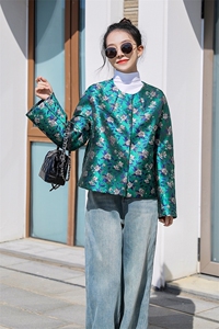 水衣源2668款新中式短款提花羽绒服女图片