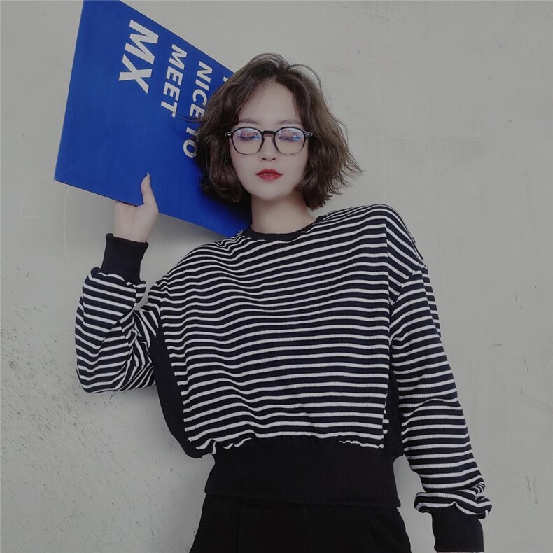 秋季条纹拼接卫衣，女装卫衣/绒衫，依秀儿