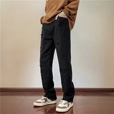 黑色