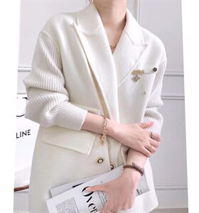 冬装主营：羊毛大衣外套，羽绒服外套两大品类。欢迎,女装羽绒服,EE