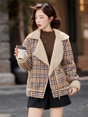 格子皮毛一体外套女秋冬款短款复古加厚保暖，女装短外套，依多米