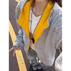 白黄色