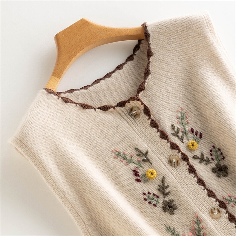 2025年秋季时尚百搭通勤简约休闲绣花马甲,女装马甲,致织羊绒