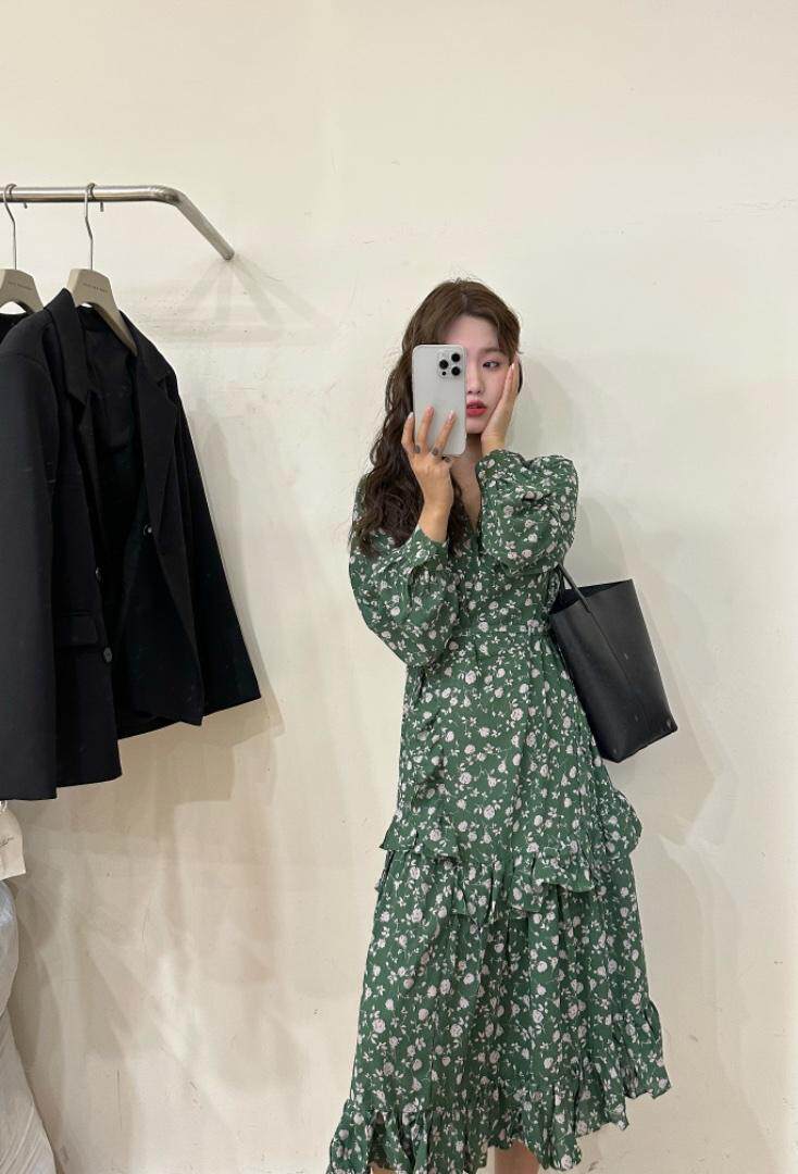 韩版花色连衣裙，女装连衣裙，唇蔻