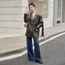 西装皮衣女款2025新款春秋咖色小个子阔版宽松PU机车服皮夹克外套，女装皮衣，美拉德工厂直营店