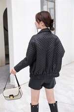 2021秋冬新款时尚轻薄衣拼皮包边服女短宽松休闲外套，女装棉衣/棉服，芊芊细羽