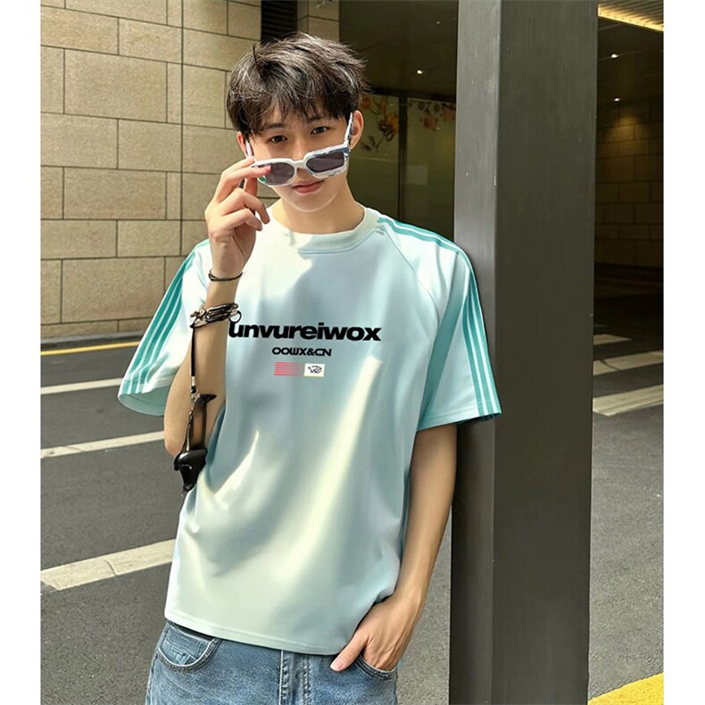 抖音得物品质二开240克宽松纯棉美式潮牌印花三条杠中性风短袖T恤,男装T恤,电商A486