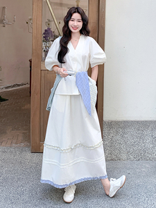 高级感V领上衣半身裙两件套女夏季新款气质显瘦温柔风套装连衣裙图片