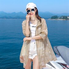 2022夏季新款时尚连帽防晒衣外套拉链宽松型中长款插肩袖，女装防晒衣，依倍林