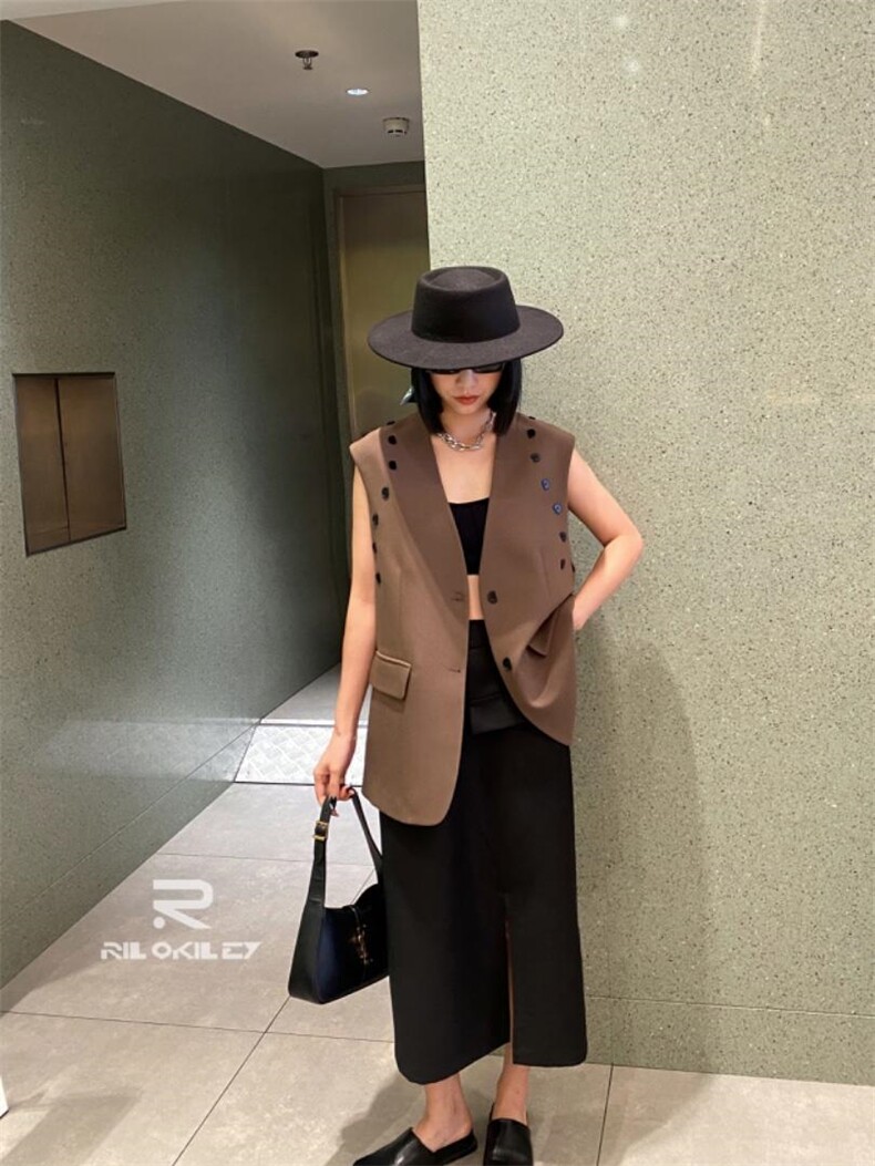 雷洛奇丽 1983MP147869