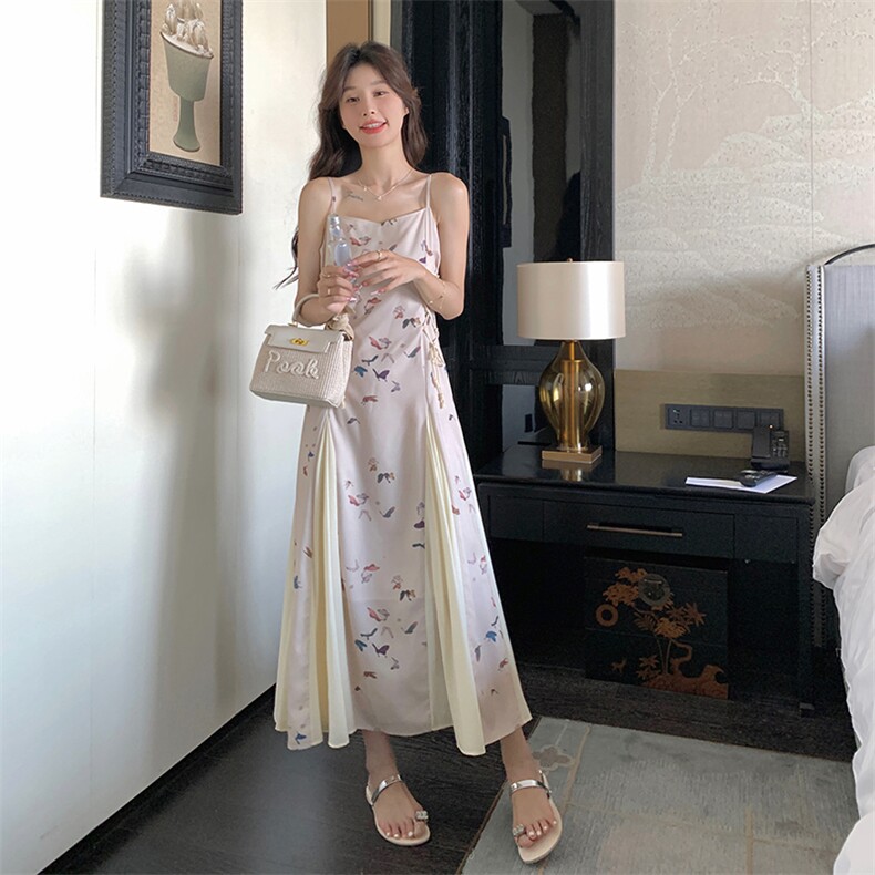 法式复古优雅气质显瘦连衣裙女2025夏季设计感蝴蝶印花鱼尾吊带裙,女装连衣裙,2C037