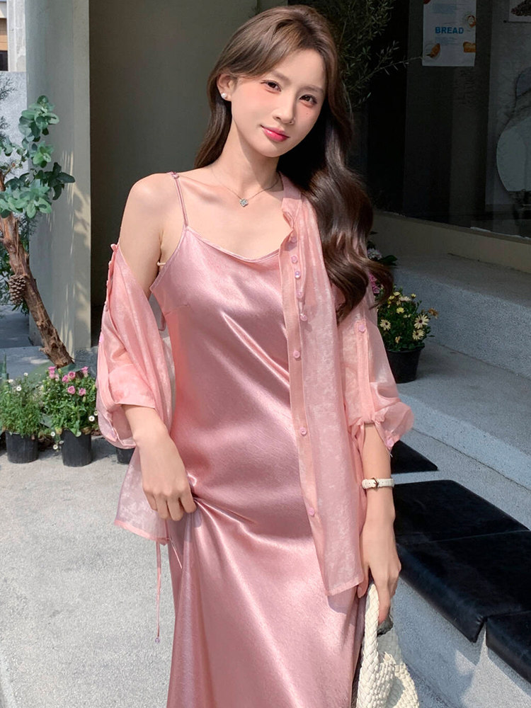 高端时尚套装裙女2026夏季新款洋气宽松系带收腰小衫吊带裙两件套,女装连衣裙,心心服饰