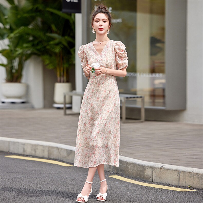碎花雪纺连衣裙女2024年新款夏季女装韩版收腰显瘦v领中长款a字裙,商品下架区,贝蕾酷儿
