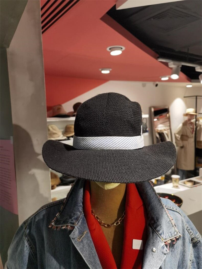 红内搭280 牛仔外套300 半圆包200 彩镜100，女装，雪儿(7F)