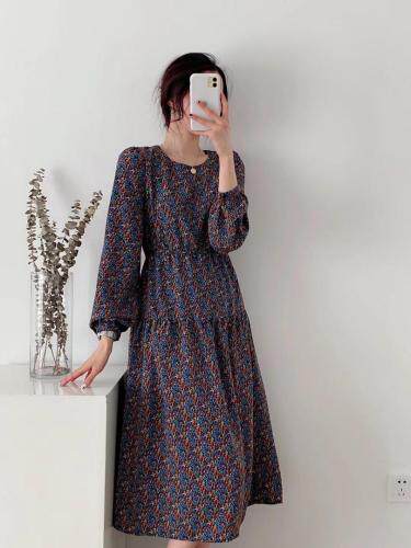 印花连衣裙，女装连衣裙，FMV