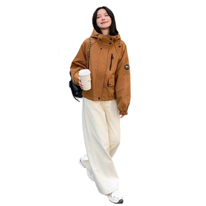 短款冲锋衣工装外套女春秋季2025新款独特别致小个子休闲夹克图片