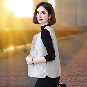 新中式风马甲女士春秋2025新款春季高级感马夹妈妈坎肩唐装外套图片