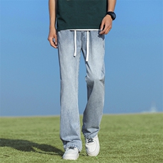 浅蓝色