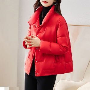 现货羽绒服女连帽新款短款小个子面包服时尚宽松休闲保暖轻暖外套图片