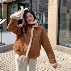 新款现货精致感加厚保暖兔毛绒皮毛一体外套2986P185K278，女装短外套，2C029