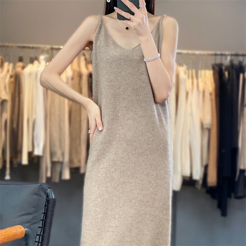 春秋卷边圆领100%羊毛吊带女纯色针织无袖背心宽松内搭打底羊绒衫,女装连衣裙,邓利维