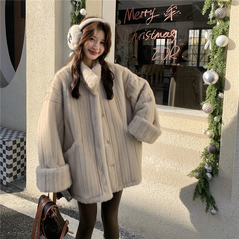 杏色慵懒风仿水貂毛立领外套女2025冬新款高级感保暖厚实皮毛一体,女装皮草,2C159