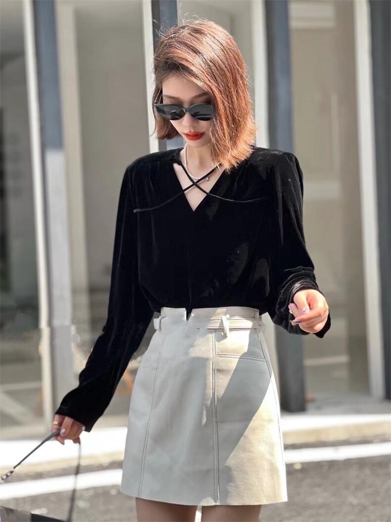 【现货】高品质丝绒心机上衣，其它，色调轩