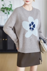 2025年秋季女士圆领太阳花套头，女装羊绒衫，米哆哆羊绒