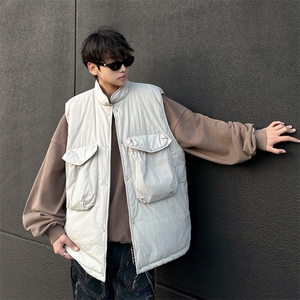 2024新款潮流慵懒大口袋纯色马甲棉服日系百搭青年现货W8512-P60图片
