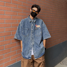 蓝色