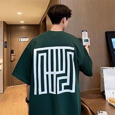 墨绿色