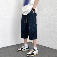 深蓝色