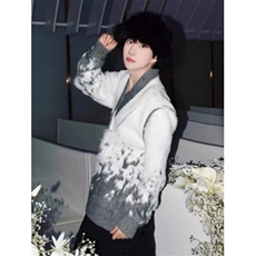 白色