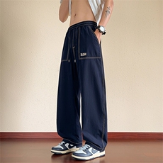 藏青色
