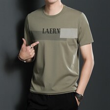 军绿色