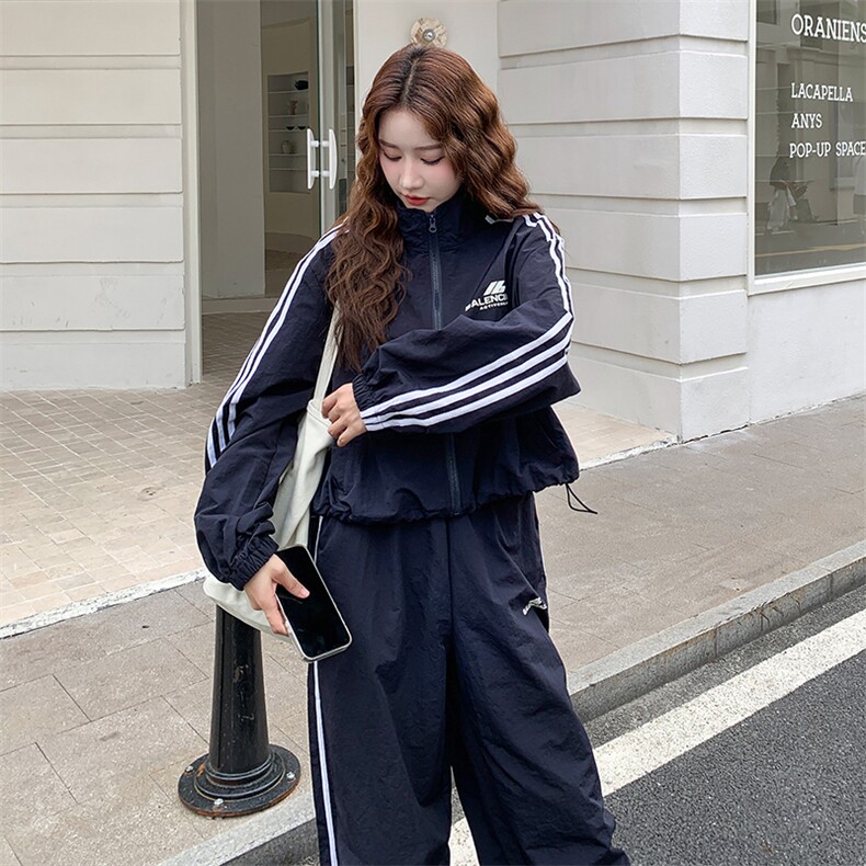 黑色韩系条纹休闲外套上衣抽绳阔腿裤两件套女秋季新款运动风套装,女装套装/套裙,浙宝305