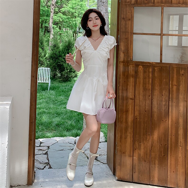 法式高级感气质性感显瘦小个子A字短裙潮2025v领白色连衣裙女夏季,女装连衣裙,浙宝193A