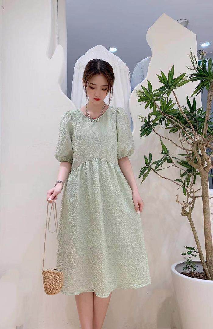 现货夏季新款泡泡袖连衣裙，女装连衣裙，薇化