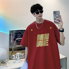 酒红色