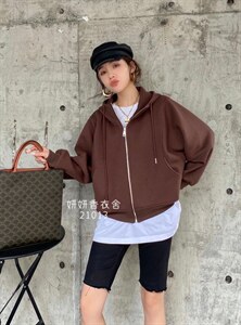 现货。妍妍香衣舍21013韩版连帽拉链卫衣外套女图片
