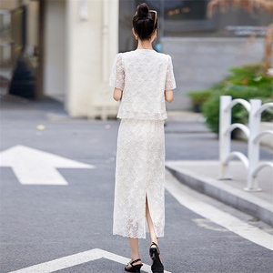 新中式蕾丝半身裙套装女2024夏季高级感盘扣小香风短袖上衣两件套图片