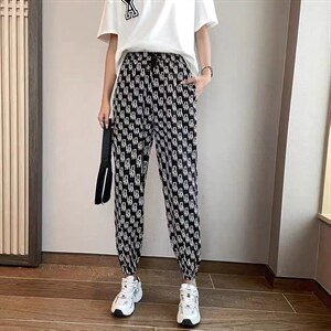 2021春季新款羊毛针织裤子女束脚哈伦裤秋满身字母宽松直筒九分裤图片
