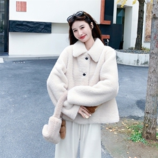 【新款】皮毛一体外套2C131-708-P195K288，女装短外套，2C131