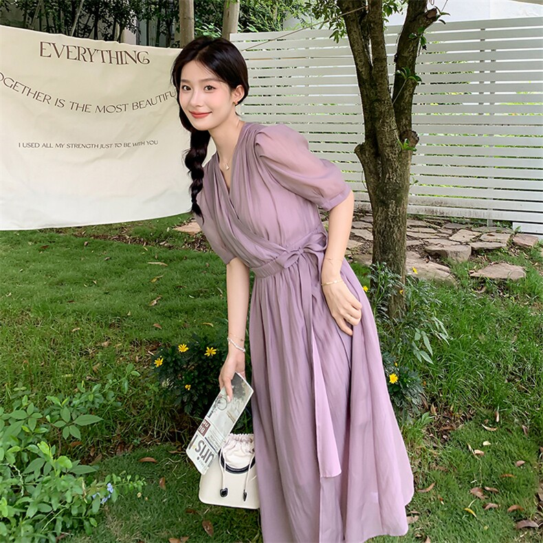 紫色轻熟风V领收腰显瘦连衣裙女2023夏季新款法式气质感桔梗长裙,女装连衣裙,一九零